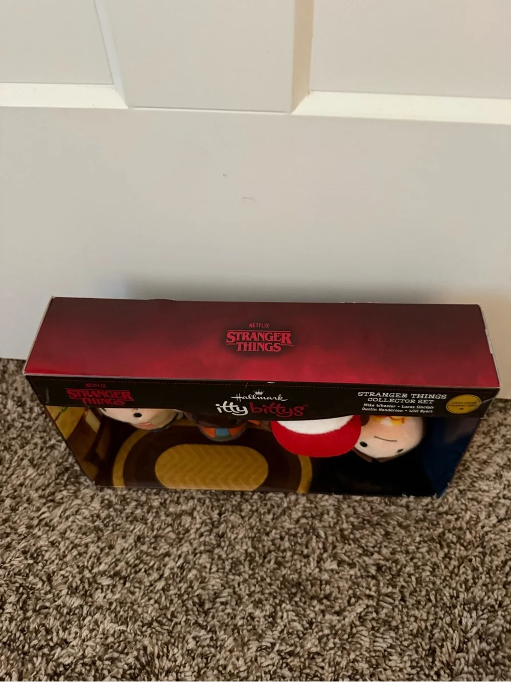 2020 stranger things itty bitty collectors set + eleven itty bitty